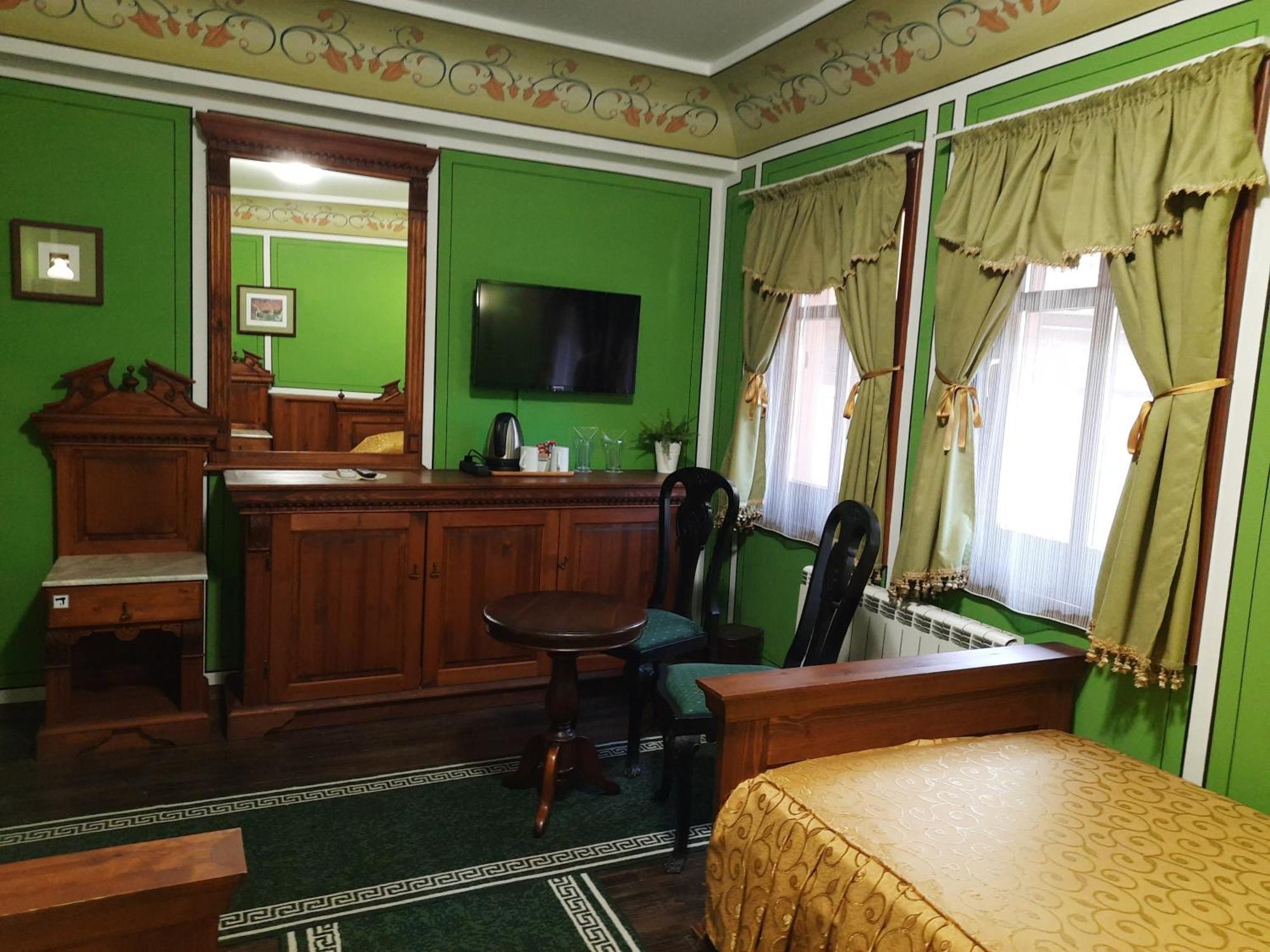 Family Hotel At Renaissance Square Filibe Dış mekan fotoğraf