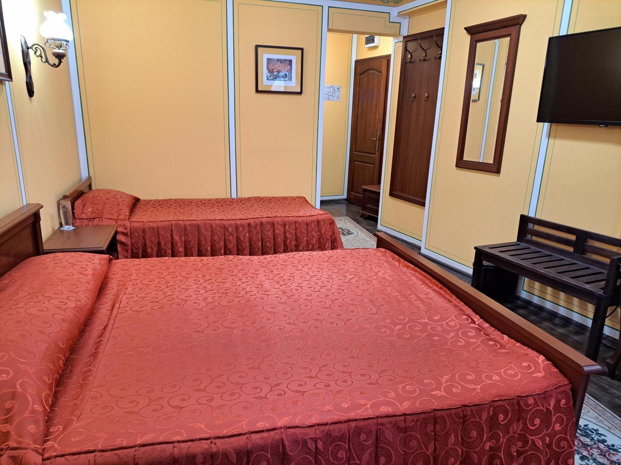 Family Hotel At Renaissance Square Filibe Dış mekan fotoğraf