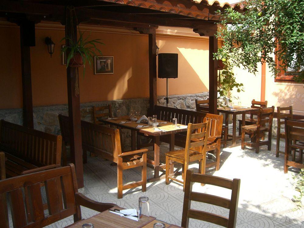 Family Hotel At Renaissance Square Filibe Dış mekan fotoğraf