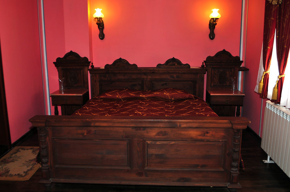 Family Hotel At Renaissance Square Filibe Dış mekan fotoğraf