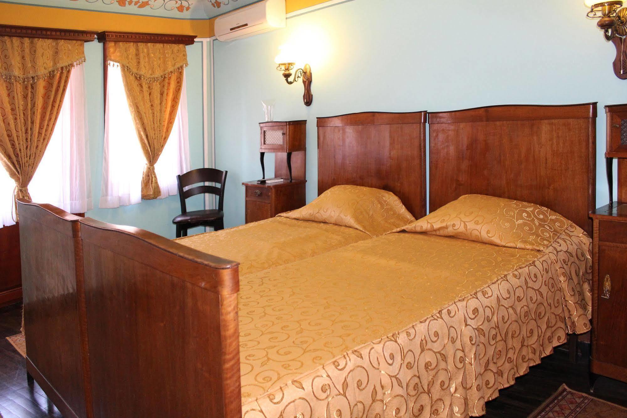 Family Hotel At Renaissance Square Filibe Dış mekan fotoğraf