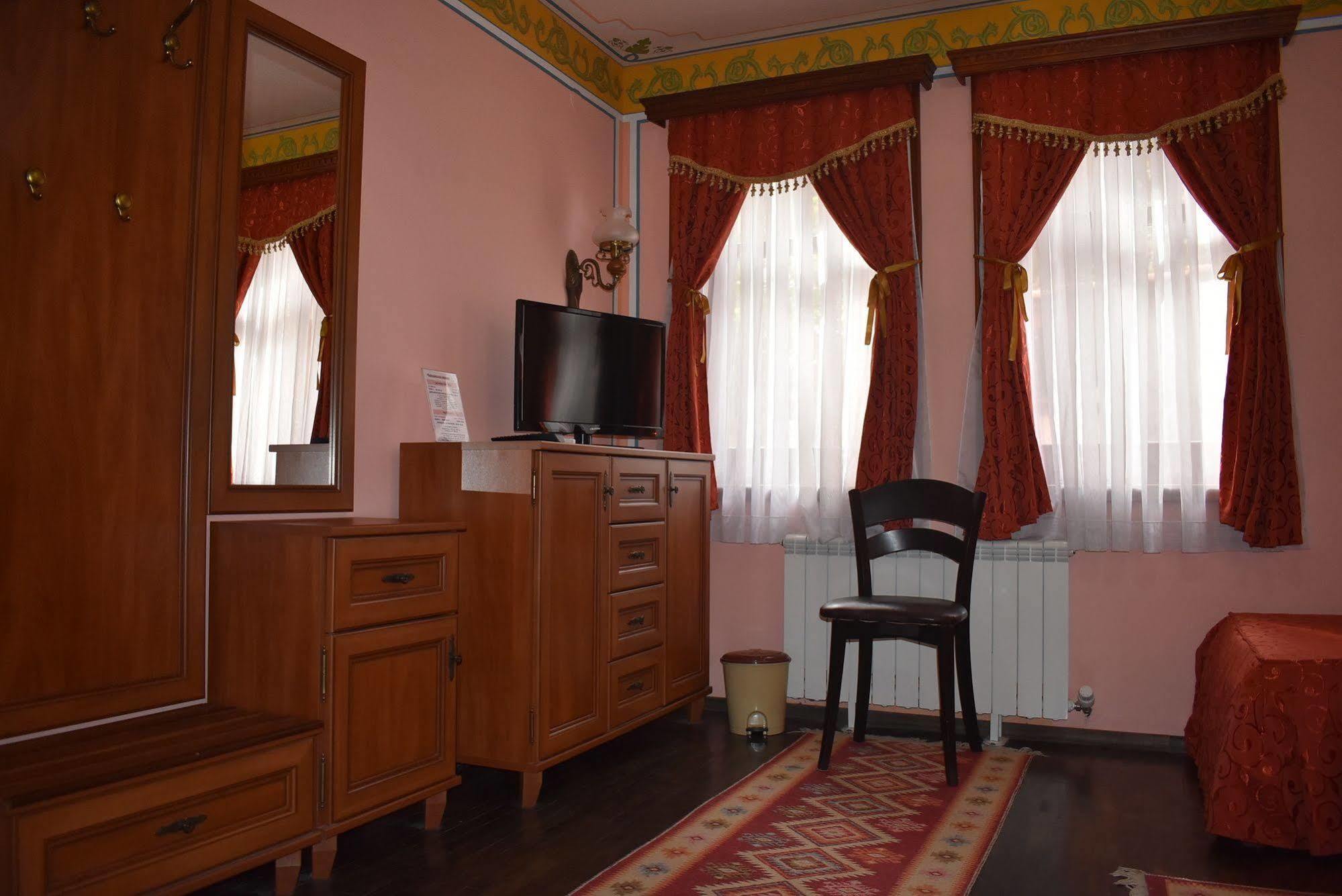 Family Hotel At Renaissance Square Filibe Dış mekan fotoğraf